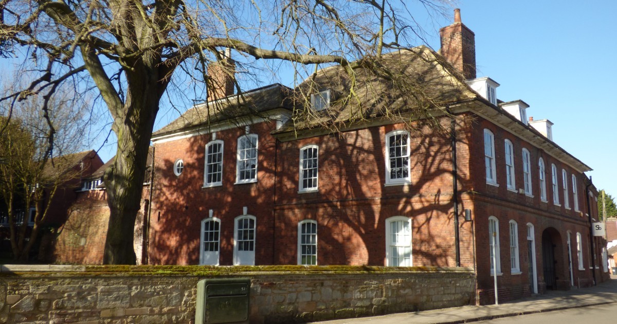 70 High Street, Huntingdon, Cambs , PE29 3DL | BTG Eddisons