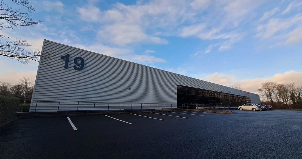 Unit 19, Tanners Drive, Blakelands, Milton Keynes, MK14