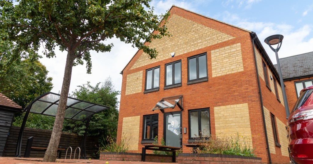 9 Warren Yard, Wolverton Mill, Milton Keynes, MK12