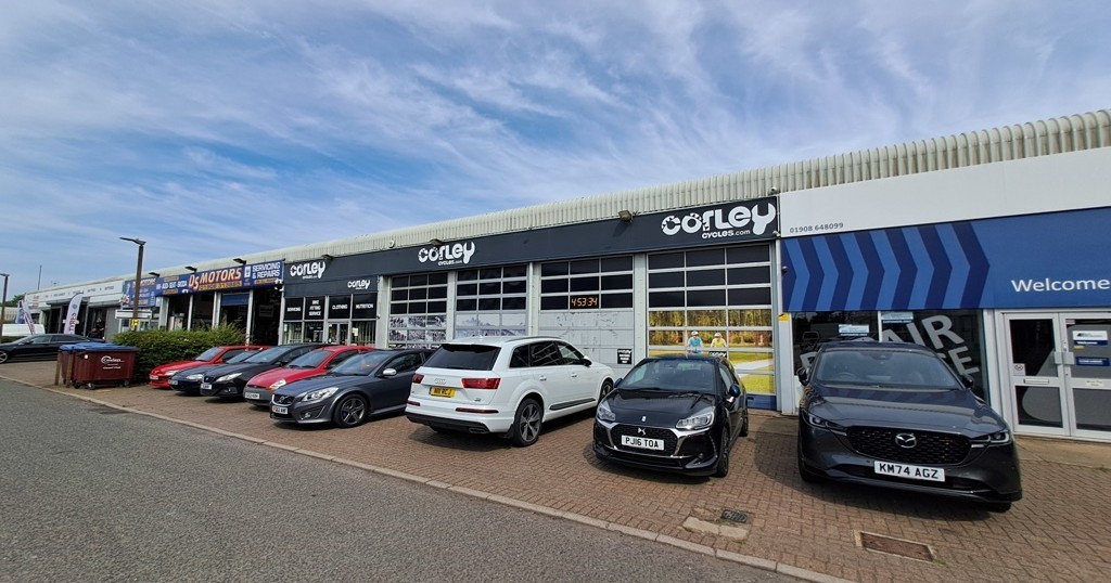 3 Stacey Bushes Trading Centre, Erica Road, Stacey Bushes, Milton Keynes, MK12