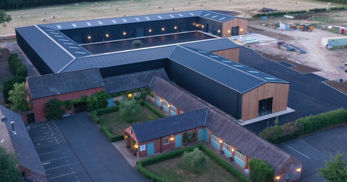 Unit 19, Hermitage Works, Desborough Road, Market Harborough, Leics, LE16 8GP