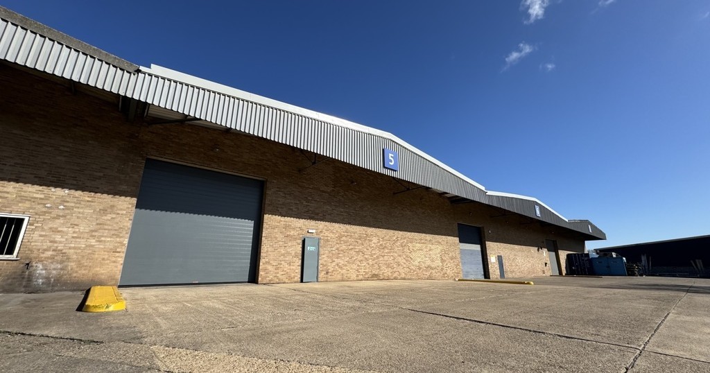 5 Deans Road, Old Wolverton, Milton Keynes, MK12