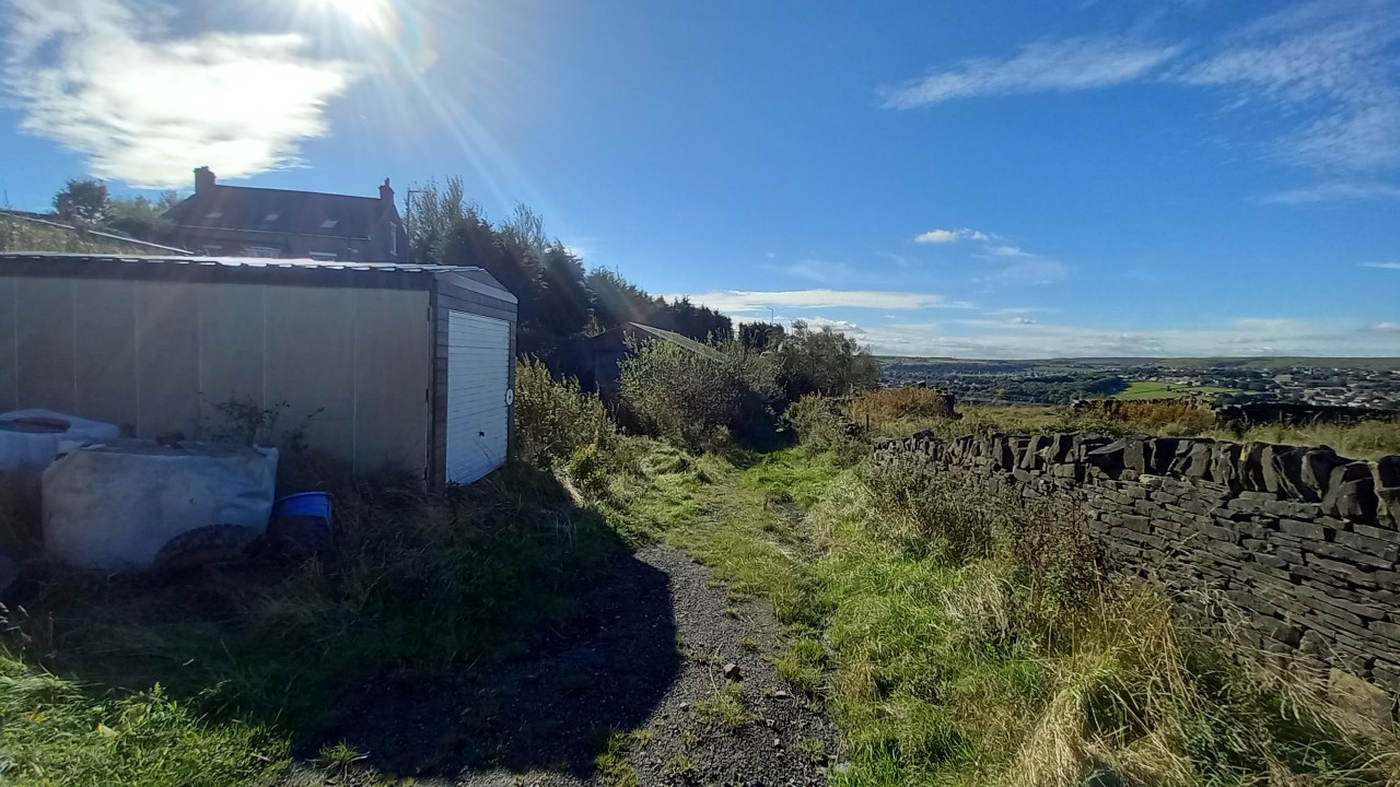 Queensbury Road, Swalesmoor, Halifax, HX3 6UF Eddisons