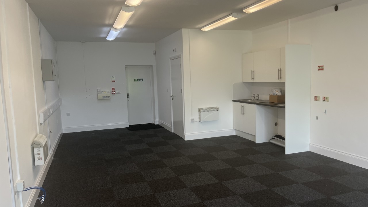 Jasmin Road, Birchwood, Lincoln, Lincolnshire LN6 0QB Eddisons