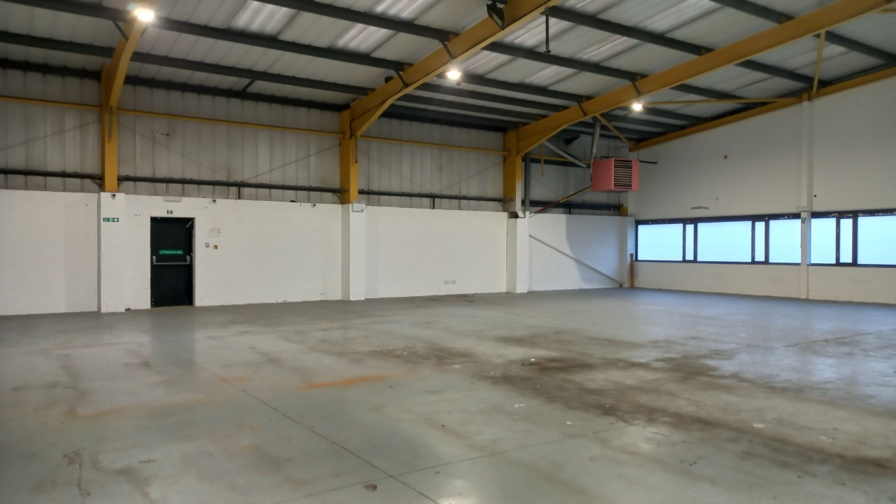 Unit 4, Four Lanes Business Park, Cemetery Road, Bradford, West