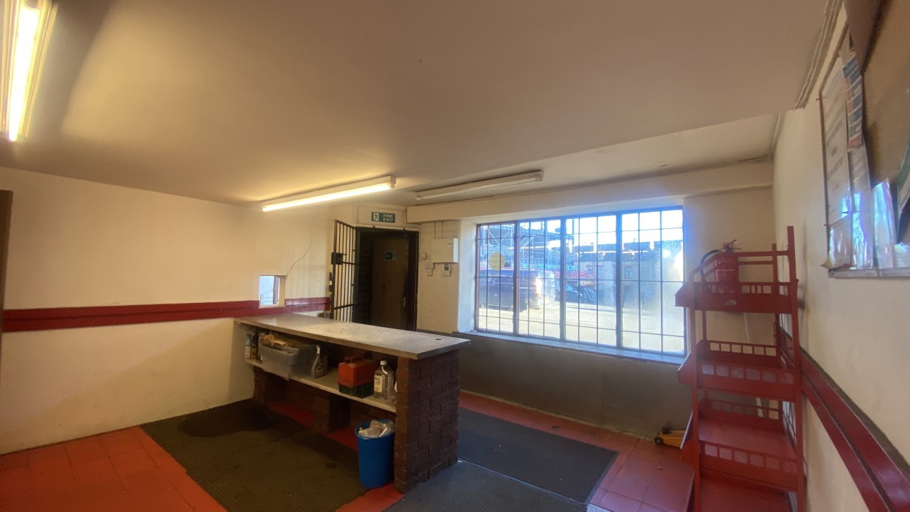 129133 Manningham Lane, Bradford, West Yorkshire, BD8 7JA Eddisons