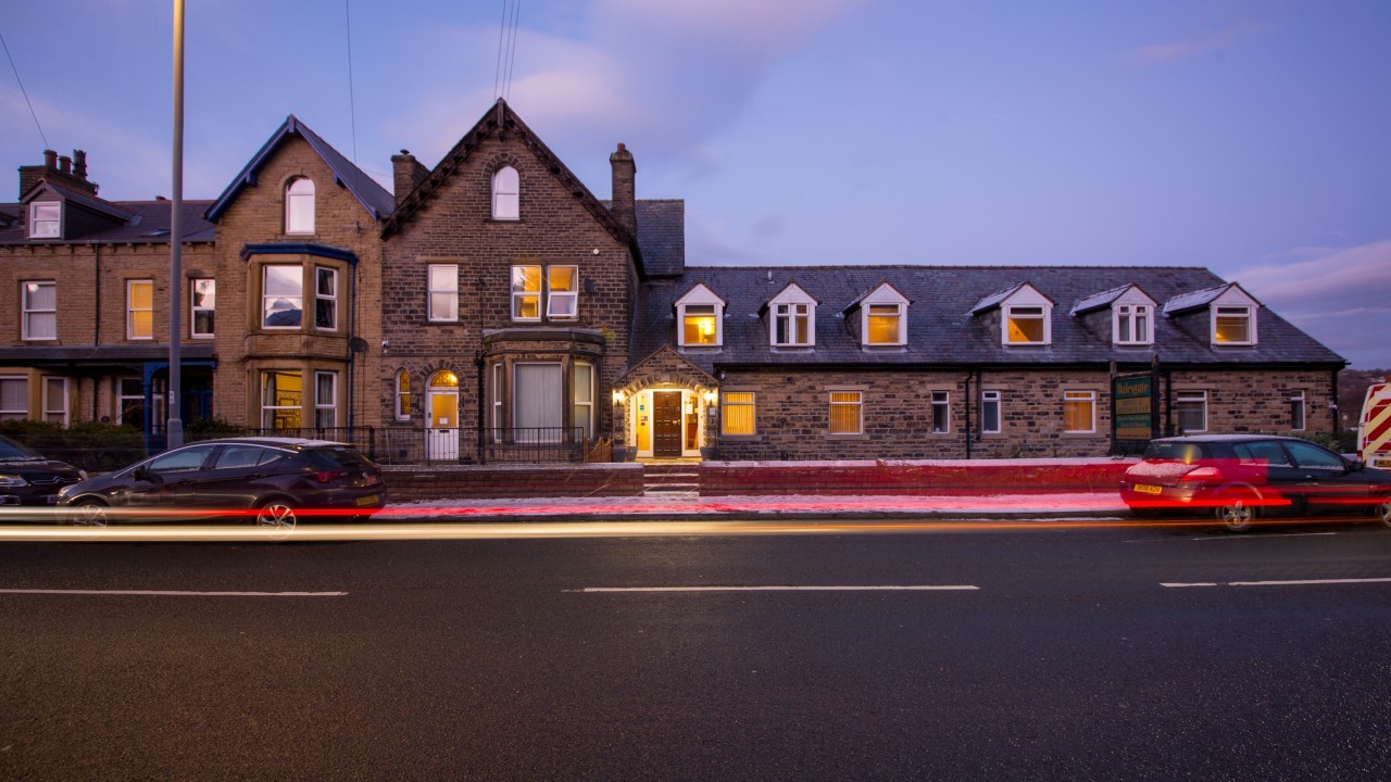 Dalesgate Hotel, 406 Skipton Road, Utley, Keighley, West Yorkshire