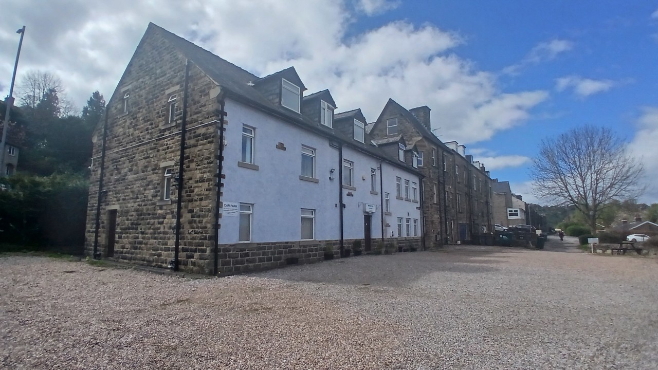 Dalesgate Hotel, 406 Skipton Road, Utley, Keighley, West Yorkshire