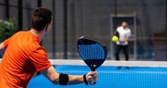 Paddle training of a young player