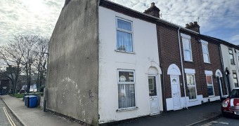 14 Esdelle Street   external