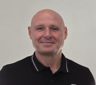 BTG Eddisons   new starter   Ian Steele (with RD and LT)
