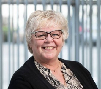 Julie Walton Receptionist Client Liaison Representative 600x630