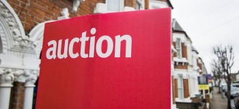 Auction saleboard