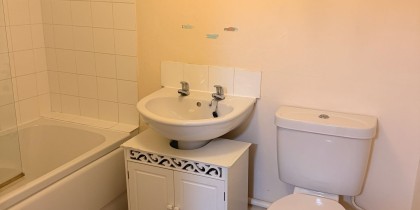 11 Bathroom