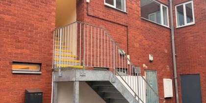 5 32 RIVERSIDE Access To Flat