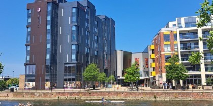 ae8cd067 7fcb 49d0 a565 edcce844bea4_web