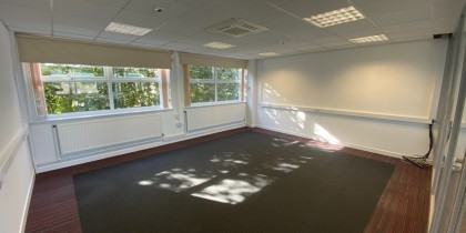 e150fb97 5440 4999 94eb 3d489e78a66f_web