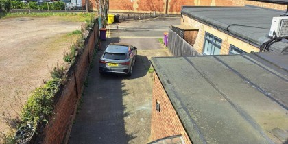 9677453b f1d0 414b b148 e55ad762ea74_web