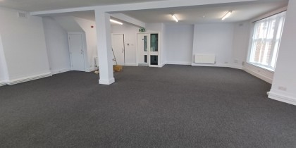 ab8a306c 234f 46d0 b9c7 f53d4cc10569_web