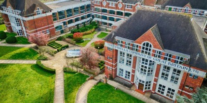 60cb1ebb ced7 4325 90ec 31b8359b0e83_web