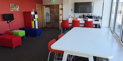 9c6ec1b1 e422 417b 9cda 3a7b15eb9ec9_web