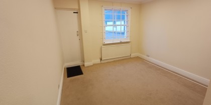 eec05ad1 3580 4568 81c2 ea8066b5a996_web