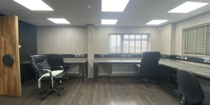 c094be70 1dc0 46d0 aa90 79517f341345_web