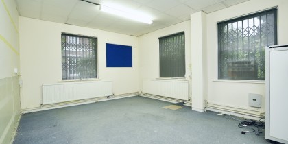 b8090931 43a9 4d19 9ca0 c4b7db904880