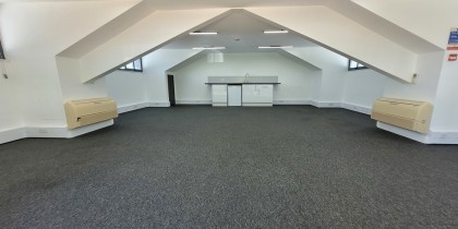 12c00db9 1d6c 4f52 aa9b 65ecc50f0876_web