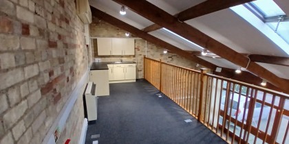 b94c5608 3ab4 4cd5 b8e9 a9624d4adbbe_web