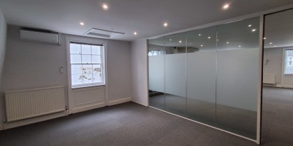 7ecdfa3e ee1c 4417 8112 225079c09365_web