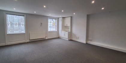 f2b85454 e141 4eb9 bd4e 78dfd8a70e60_web