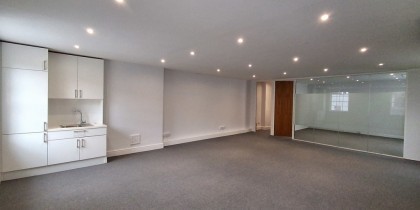 f977dc0e bd5b 4d57 a210 26d6edf817fc_web