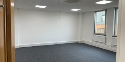 c1b3ae3b eea0 4bb4 81f6 f7eadf348e62_web