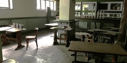 99283418 99b9 4117 ac7d a8d9b6e60758_web