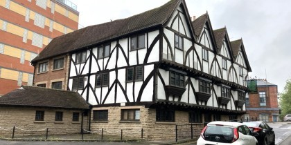 d3dc9c68 98bb 4598 bced c8881762f8c3_web