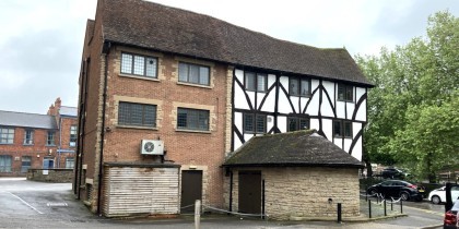 efd30b0f ce08 47c7 bc13 bf06ab7c9427_web