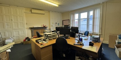 93418602 b268 4299 9a48 1ec45ef3e421