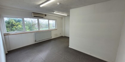 20490091 3802 4af2 b26f d48fb4666b4b