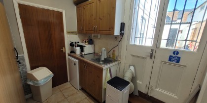 97c01230 a718 45a0 b084 d53a4c5482cb