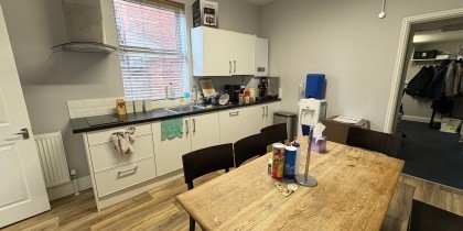 5a078eab 56aa 4cd9 816a 78c18db34b3b