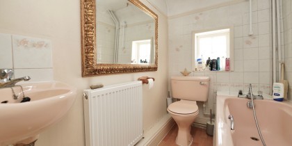 3714f1fe d9cb 4e57 a136 95958dcc82dd