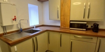 bf096128 cb6e 47a3 8dbe 85c573cf3d0d_web