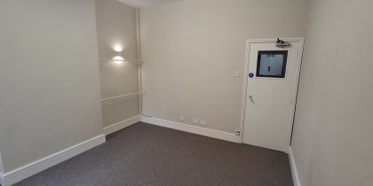 33563b94 0d8f 4656 9ae4 f530b0159375