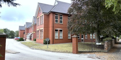 01c9b938 15b4 4b97 8403 061d9ea3173e