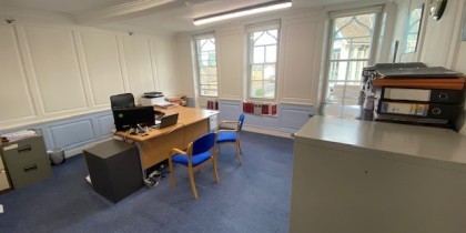 91b8dc5f 3700 4942 9865 9161761ea6e3