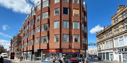 c01c806c 5eaf 4975 8577 5faca7e06a9e