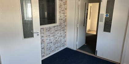 83374752 5527 4f49 8c50 2701549f8121