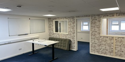 e012db18 1a4b 4452 9749 8d8ee0adfebf