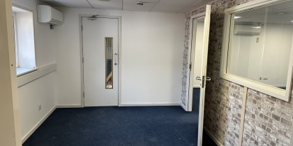 e064655d 4944 4bac 886e 05fd85b62cdc